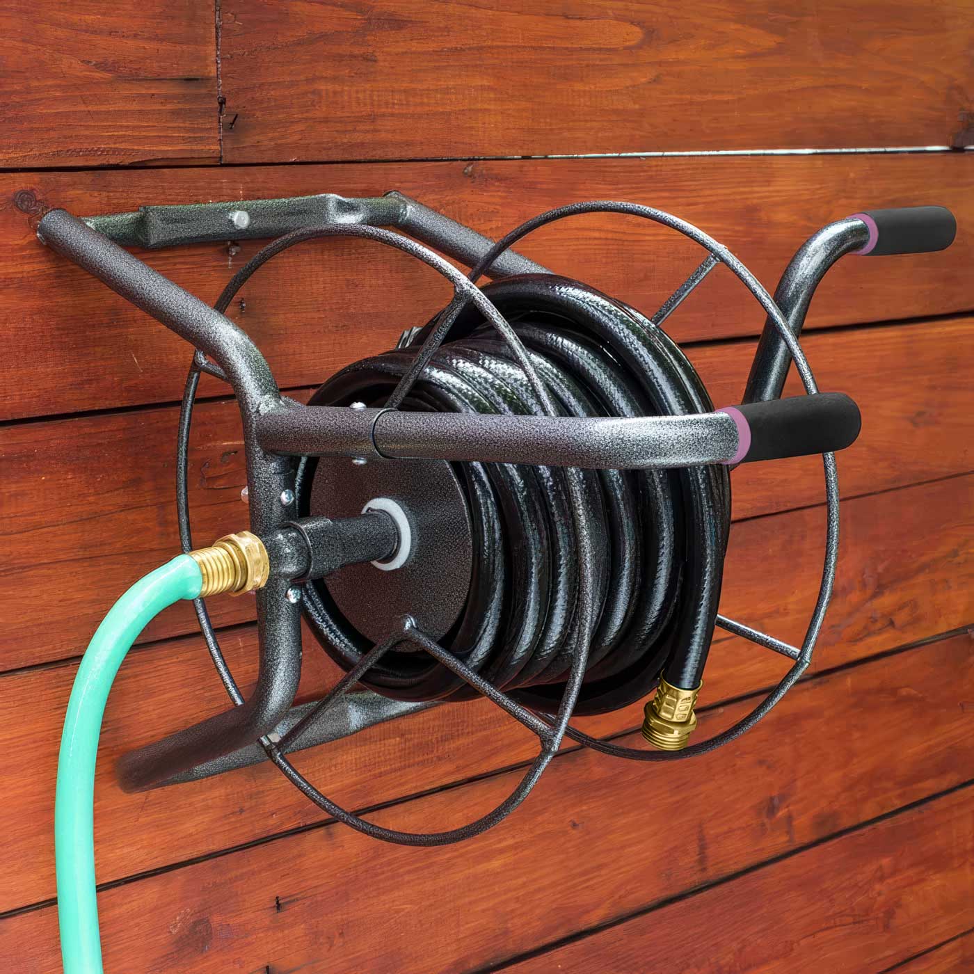 IHHR-1_wall-mount-hose-reel_700x700-topaz-text-upscale-2x_ccc07af8-c4f1-473c-a3d1-40646ea494c6.jpg